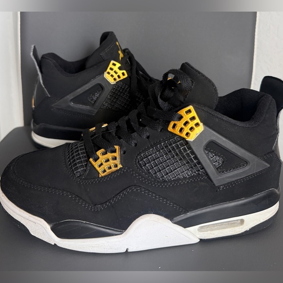 Air Jordan 4 Retro 